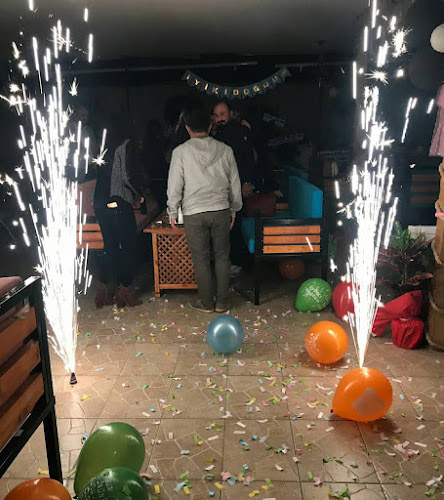 Ally House Cafe - Gastronomi ve konaklama