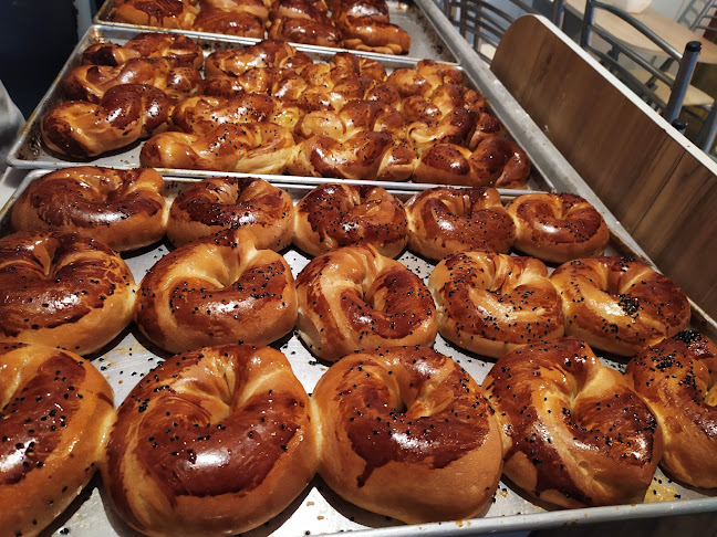 Opinii despre Sultan Börek Ve Pide Salonu în Karacabey - Gastronomi ve konaklama