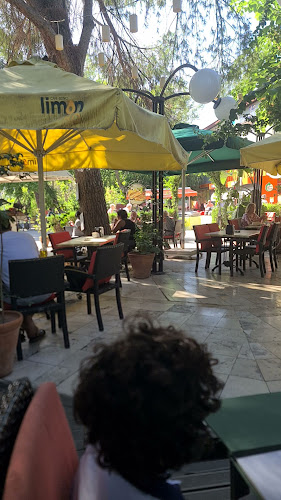 LimonH2O cafe bistro