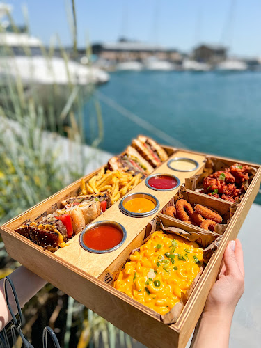 The Hunger Kıyı İstanbul - Gastronomi ve konaklama