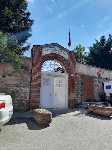 Opinii despre Çukur K în İstanbul - Gastronomi ve konaklama