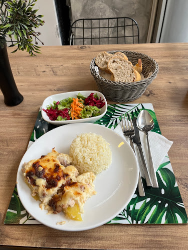 Opinii despre Hazal Ev Yemekleri în Beylikdüzü - Gastronomi ve konaklama