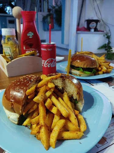 Comentarii opinii despre THE BLUE