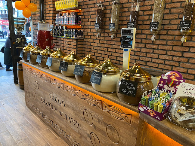 Opinii despre Tarihi Taşhan Kahve în Merkez - Gastronomi ve konaklama