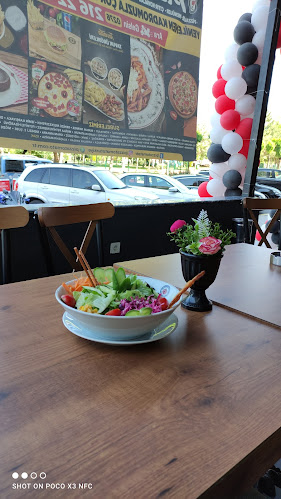 Pizza Tomato Uşak - Gastronomi ve konaklama