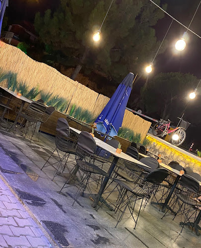 16 Eylül, 3011. Sk. No:1 D:1C, 35930 Çeşme/İzmir