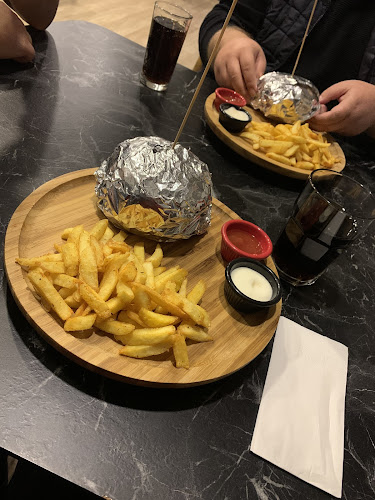 The Number One Burger House - Talas