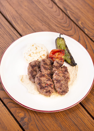 Comentarii opinii despre Çarıklı Et Restaurant