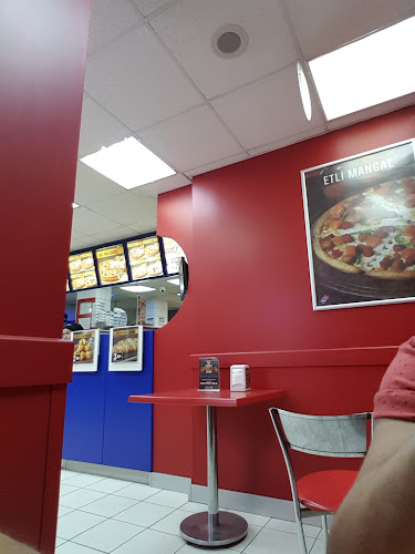 Domino's Pizza Pendik - Gastronomi ve konaklama