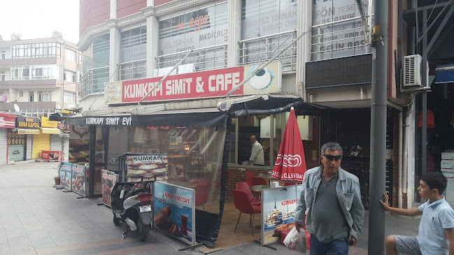Comentarii opinii despre KUMKAPI SİMİT & CAFE