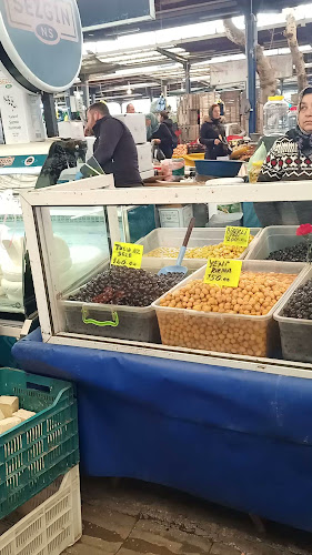 Ezine'li Suzan Canvermez, Çanakkale Halk pazarı