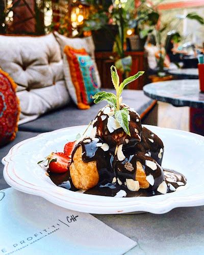 Le Profitti Coffee - Gastronomi ve konaklama
