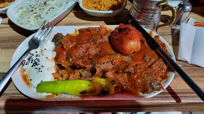 Medrese, MODELLAND MOBİLYA YANI, CACABEY CAMİ ARKASI, 40200 Kırşehir Merkez/Kırşehir