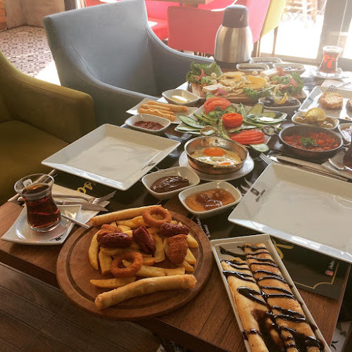 Opinii despre KAHVE MASASI în Karabük Merkez - Gastronomi ve konaklama