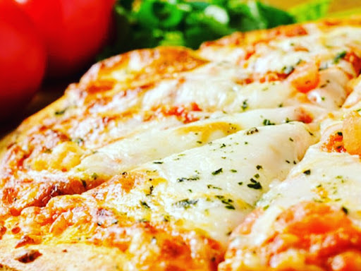 Tony's Pizza - Gastronomi ve konaklama