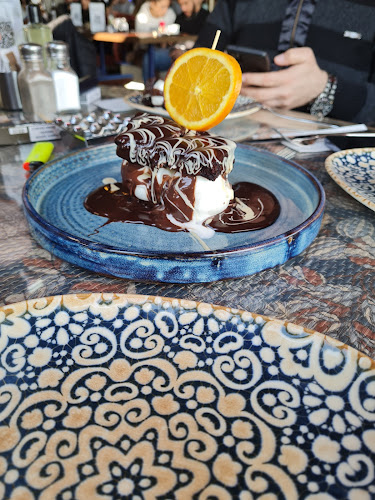 Opinii despre The Hunger Kıyı İstanbul în Büyükçekmece - Gastronomi ve konaklama