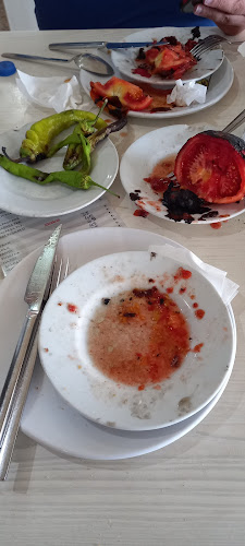 Comentarii opinii despre Değirmen Odun Köfte