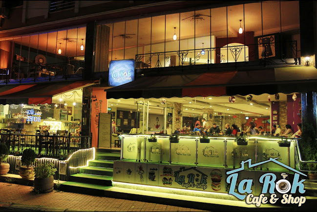 La’Rok Cafe and More