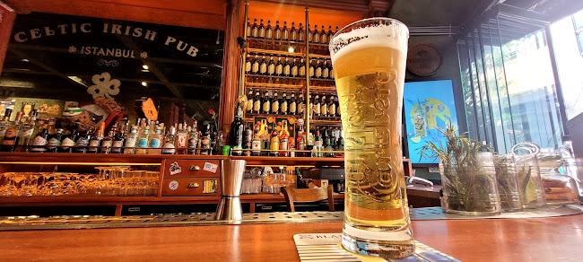 Opinii despre Celtic Irish Pub Istanbul în Beyoğlu - Gastronomi ve konaklama