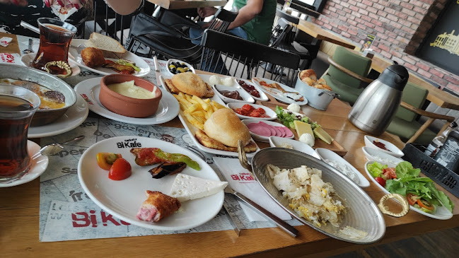 Karikatür Bi Kafe Batıkent - Yenimahalle