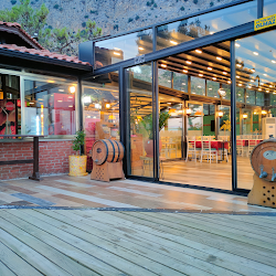 Sekiz Bahçe Restoran