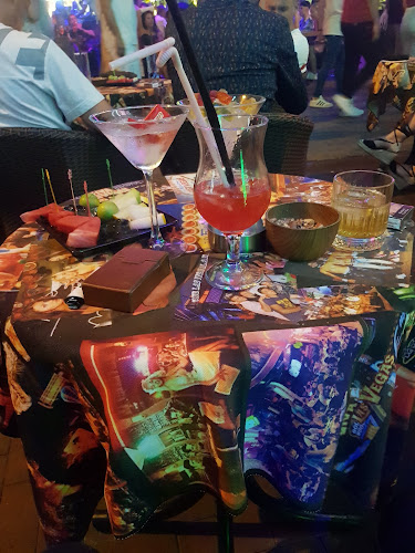 Opinii despre Las Vegas Cafe & Bar în Alanya - Gastronomi ve konaklama