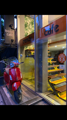 Trendy Cafe