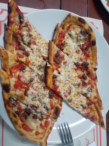 Napoli Pizza Pide Kebap Salonu - Gastronomi ve konaklama