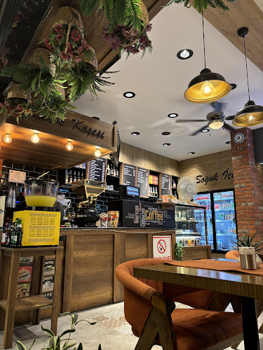 Coffee Mood No:50 & Çeşme