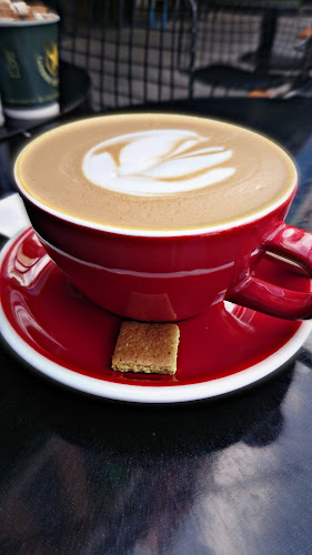 Comentarii opinii despre Caffeine Coffee