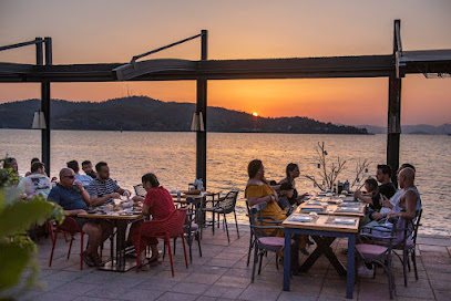 Çarıklı Et Restaurant