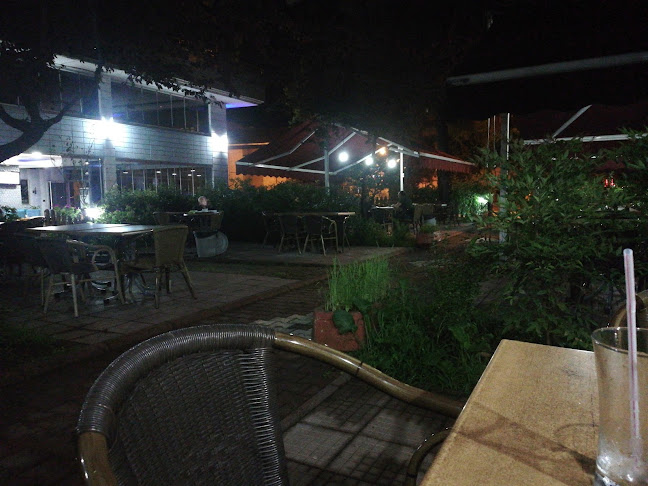 Sunrise Cafe - Gastronomi ve konaklama