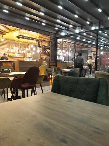 Opinii despre Vip Balkon Cafe Bistro în Kilis Merkez - Gastronomi ve konaklama