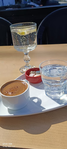 Opinii despre Kandemir Kafe Pasaport în Konak - Gastronomi ve konaklama