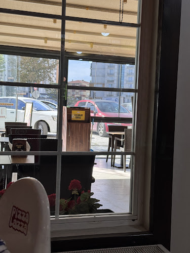 Adnan Kahveci, Yavuz Sultan Selim Blv. Cd No:53, 34520 Beylikdüzü/İstanbul