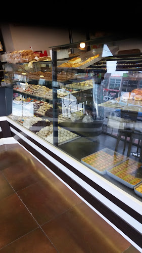 Comentarii opinii despre Göynüklü Ömer Usta Dondurmaları Bosna Caddesi