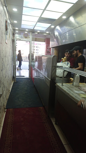 Gençosman, Akşemseddin Cd Toki Konutları, D:4. Blok No:6, 69000 Bayburt Merkez/Bayburt