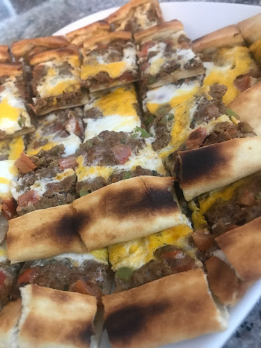 Opinii despre Kırcaoğulları Akhisar Kasap Köfte în Edremit - Gastronomi ve konaklama