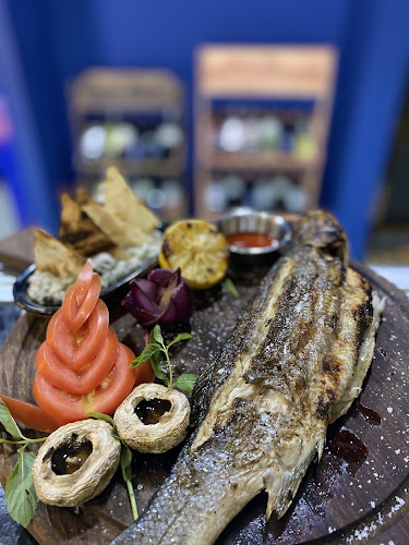 zuzuroof - Gastronomi ve konaklama