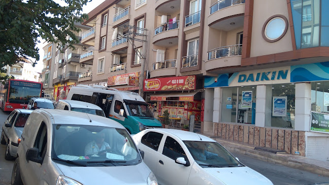 Opinii despre Arzu Fast Food în Buca - Gastronomi ve konaklama