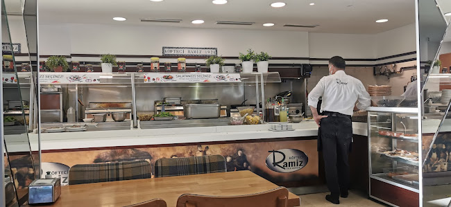 Köfteci Ramiz Alsancak - Gastronomi ve konaklama