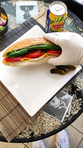 Opinii despre CHARLİE BURGER& FAST FOOD în ELBİSTAN - Gastronomi ve konaklama