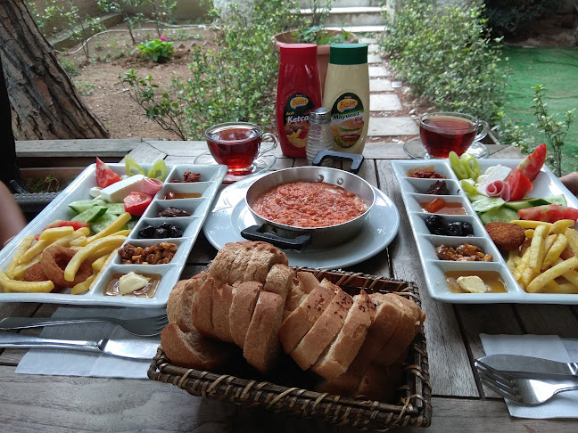 Opinii despre Cafe Eskaza în İstanbul - Gastronomi ve konaklama