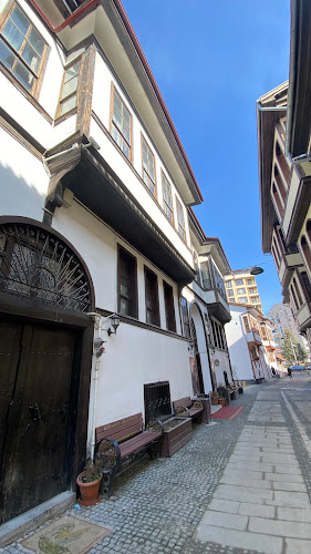 Comentarii opinii despre Kütahya Lalezar Konağı