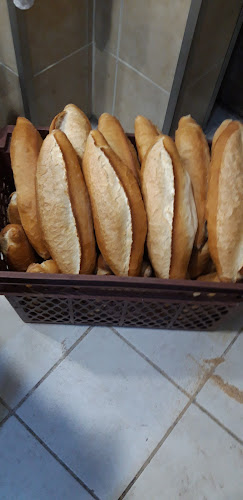 Opinii despre Akçaabat Ekmek Fırını în Düzce Merkez - Gastronomi ve konaklama