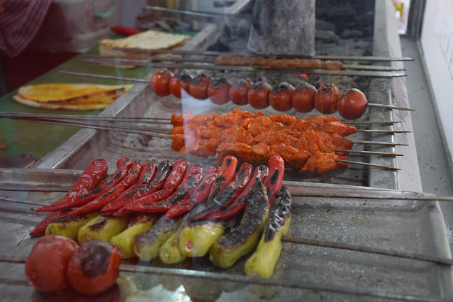 Opinii despre Karşıyaka Kebap în Adana - Gastronomi ve konaklama