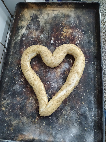 Opinii despre Kafkas Ekmek Fırını în Bandırma - Gastronomi ve konaklama