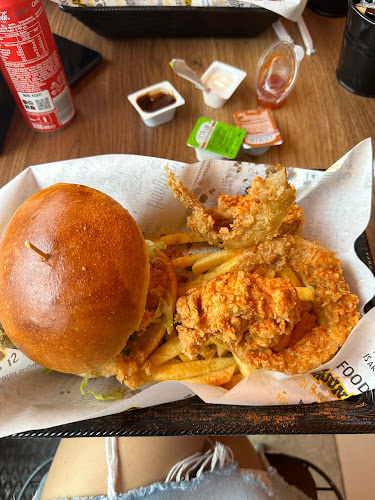 Comentarii opinii despre Cajun Corner Maltepe(İdealtepe)