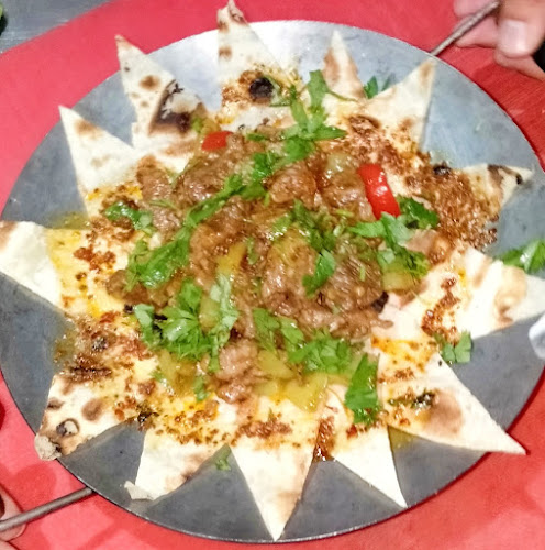 Pera Cafe Restaurant - Gastronomi ve konaklama