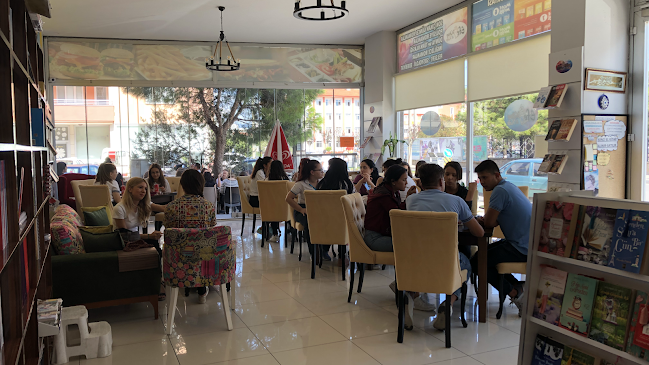 Efe Kitap Kafe Burhaniye